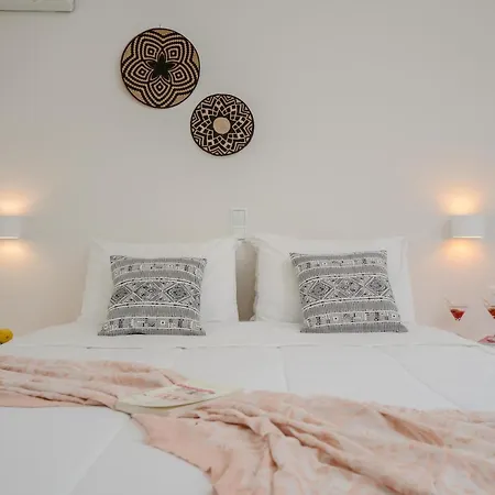 Golden Sand Apartment *