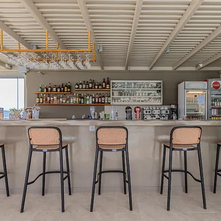 Golden Sand Plaka (Naxos)